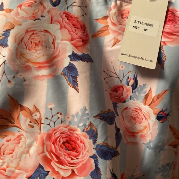 Swim In Style - Picture 4 of 5